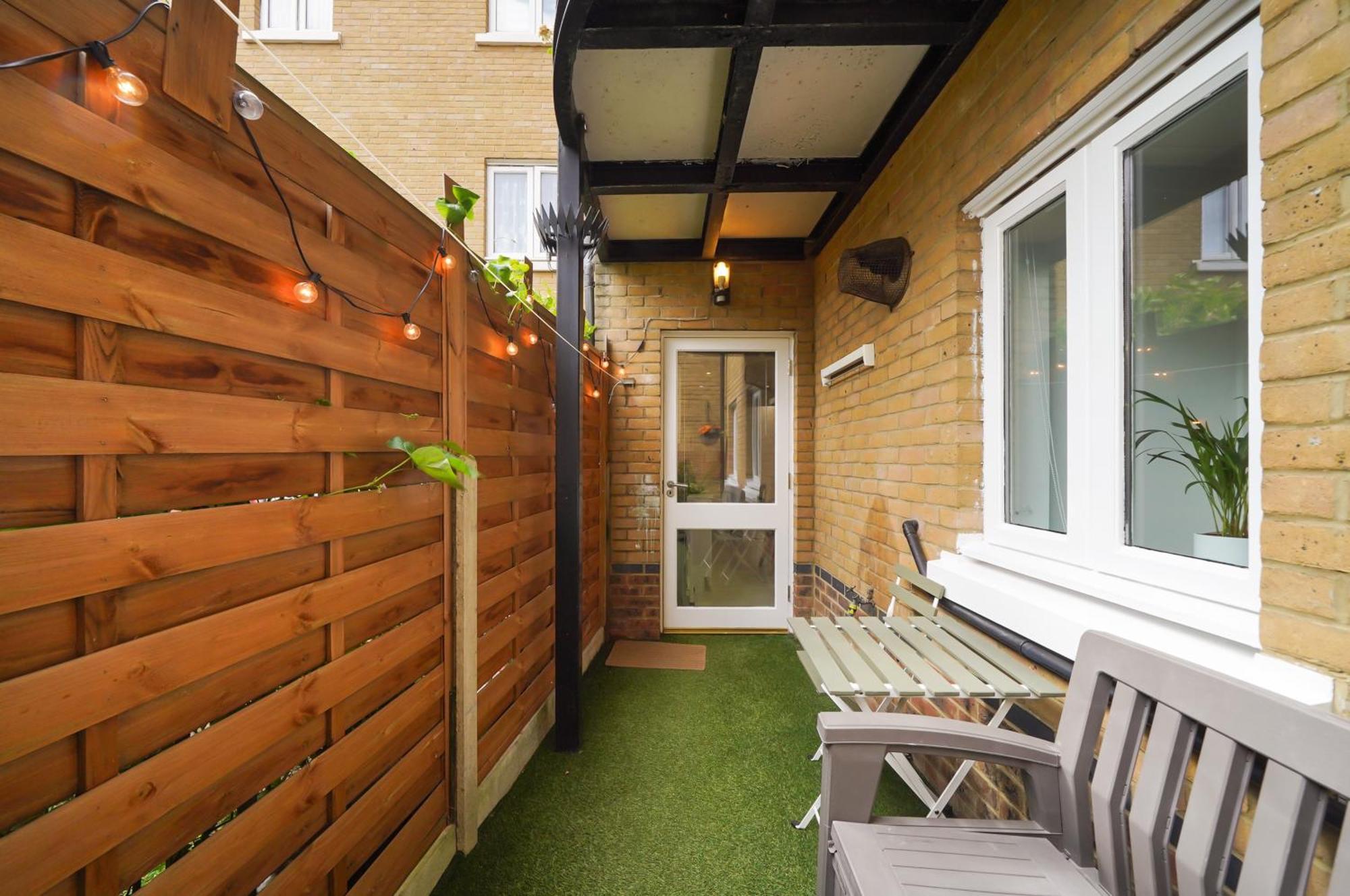 A Beautiful Stylish 2 Bedroom Apartment -City Of Londres Exterior foto