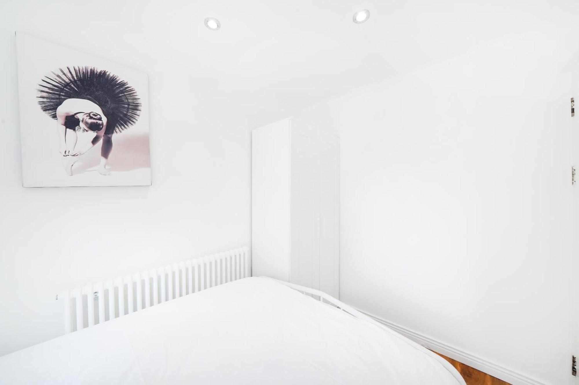 A Beautiful Stylish 2 Bedroom Apartment -City Of Londres Exterior foto