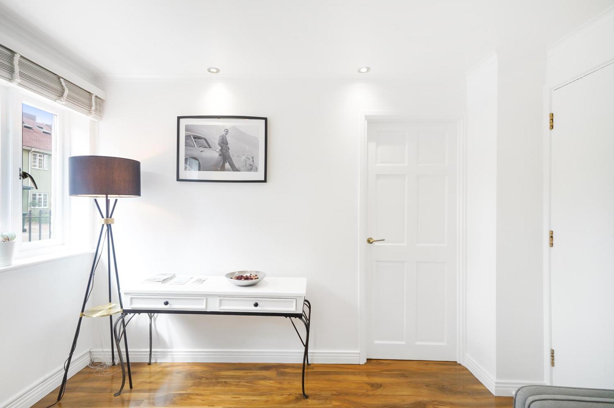 A Beautiful Stylish 2 Bedroom Apartment -City Of Londres Exterior foto