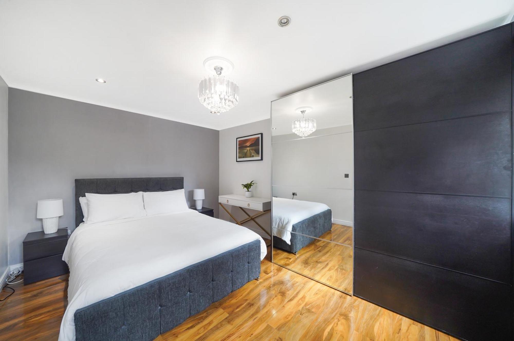 A Beautiful Stylish 2 Bedroom Apartment -City Of Londres Exterior foto